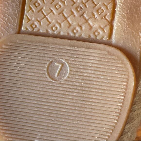 Tory Burch Shaw Fringe Espadrilles Navy and Cream Size 7 - Picture 10 of 11